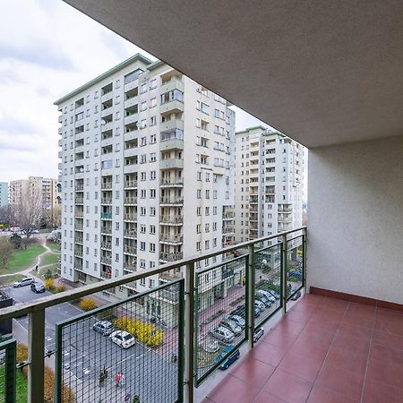 Bukowinska 12 Prywatne Mieszkanie 80M2 Z Dwiema Sypialniami I Balkonem 2X Bezplatne Miejsca Parkingowe Samodzielne Zameldowanie! Private Garage! Self Check-In System! Βαρσοβία Εξωτερικό φωτογραφία