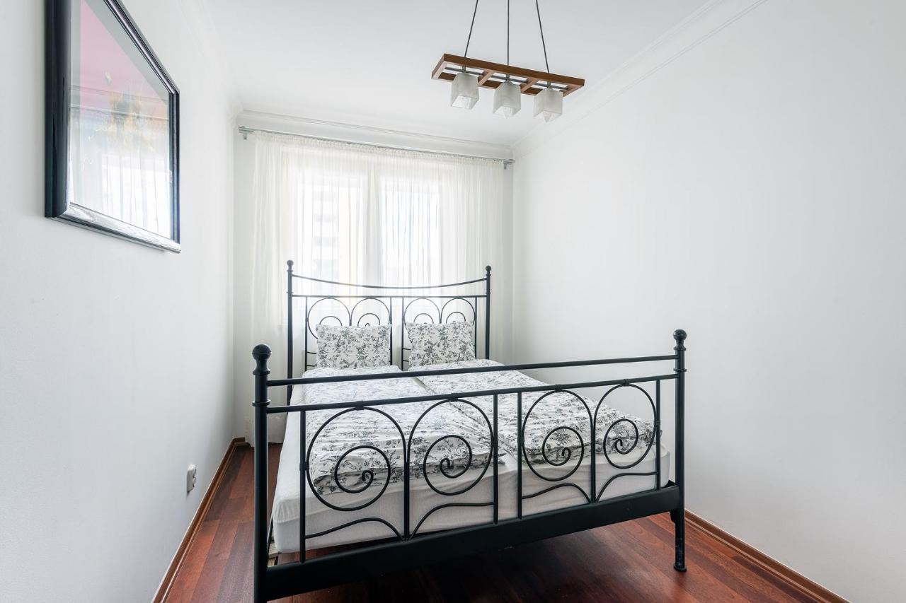 Bukowinska 12 Prywatne Mieszkanie 80M2 Z Dwiema Sypialniami I Balkonem 2X Bezplatne Miejsca Parkingowe Samodzielne Zameldowanie! Private Garage! Self Check-In System! Βαρσοβία Εξωτερικό φωτογραφία