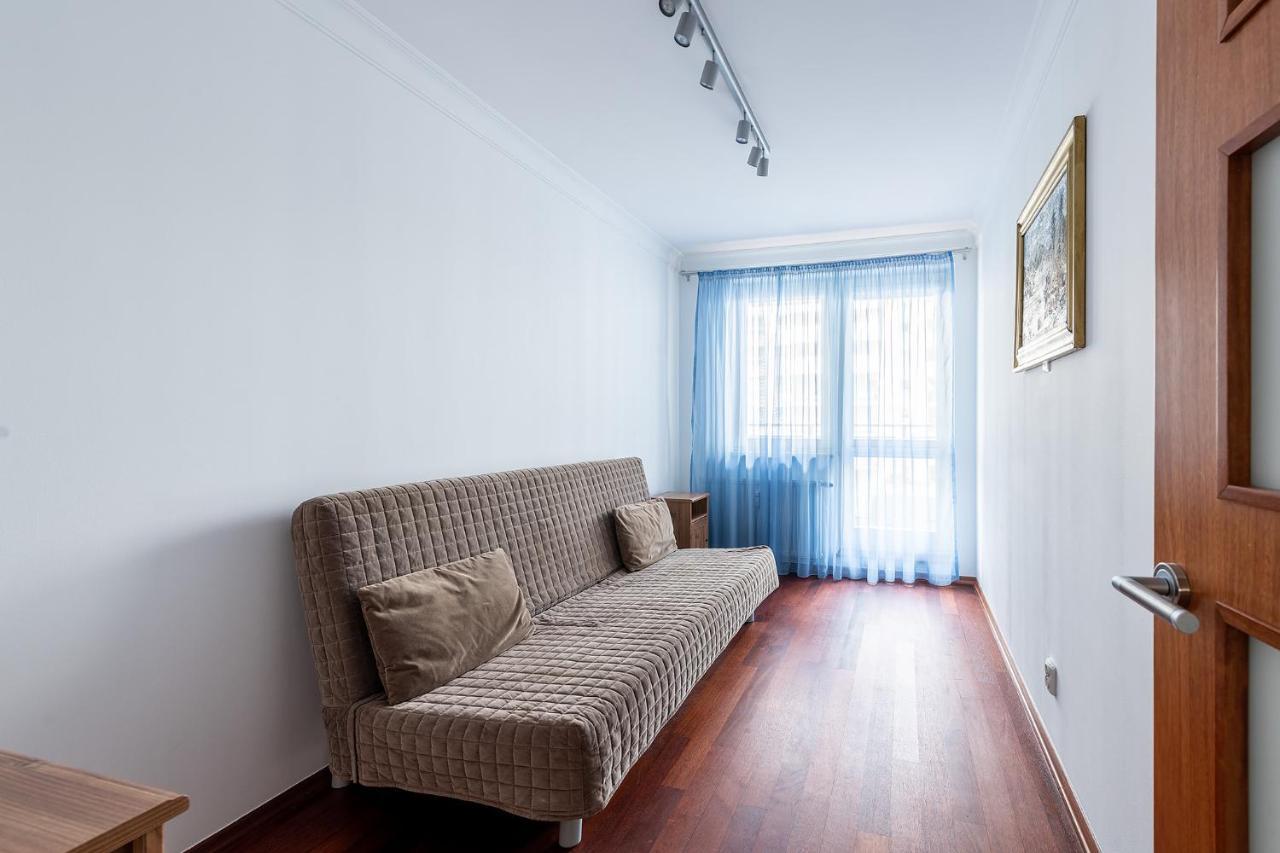 Bukowinska 12 Prywatne Mieszkanie 80M2 Z Dwiema Sypialniami I Balkonem 2X Bezplatne Miejsca Parkingowe Samodzielne Zameldowanie! Private Garage! Self Check-In System! Βαρσοβία Εξωτερικό φωτογραφία